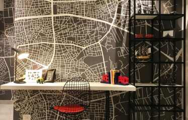 RWD Corniche  –  Egmore