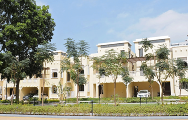 Prestige Silver Oak – Villas