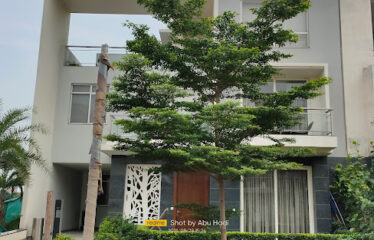 Godrej Golf Links, Greater Noida